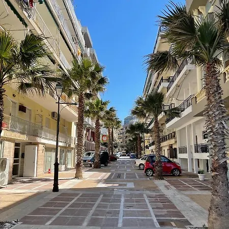 Sehr Schoene Und Moderne „ferienwohnung Lighthouse„ * Λουτράκι