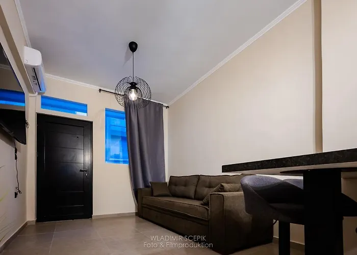 Sehr Schoene Und Moderne „ferienwohnung Lighthouse„ Лоутраки