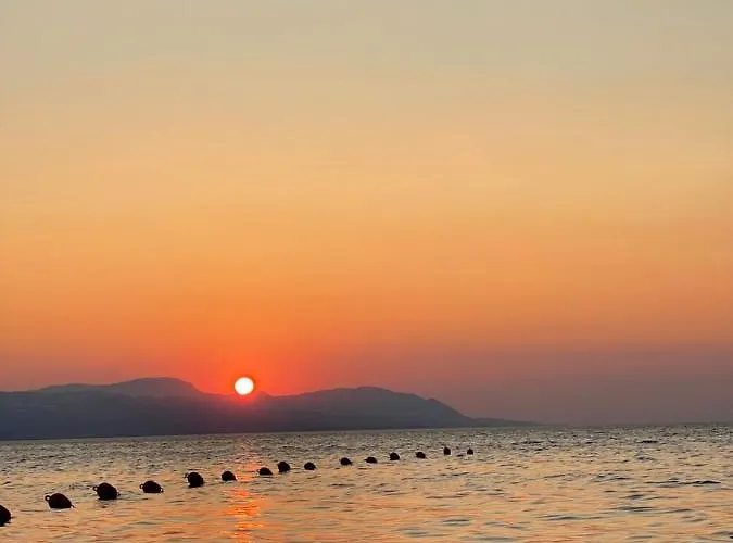 Lägenhet Sehr Schoene Und Moderne „ferienwohnung Lighthouse„ Loutráki